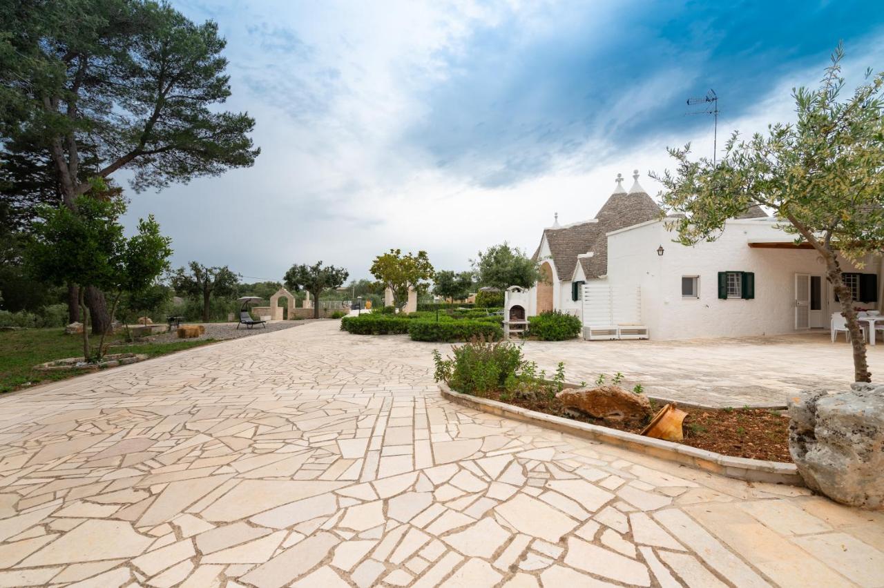 Trullo Il Focolare In Masseria Cisternino Exterior foto
